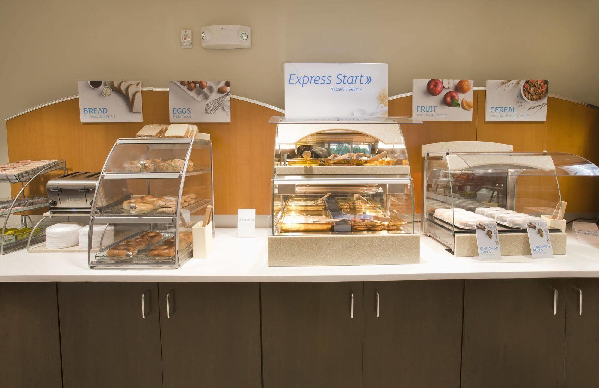 Holiday Inn Express Hotel & Suites Hot Springs By Ihg Exterior foto